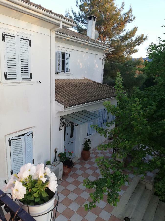 La Casa Di Caterina Guest House Lefkada City Exterior photo